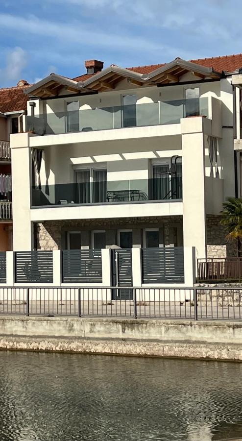 טרביניה Vila Petra מראה חיצוני תמונה
